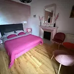 Le Relais Des Capucines Couette-café Largnac