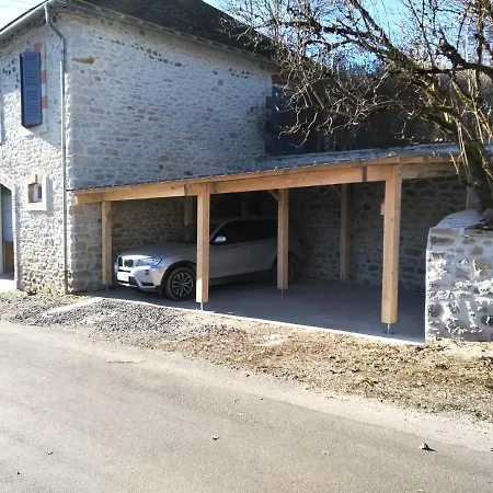 Nocleg ze śniadaniem Le Relais Des Capucines Largnac