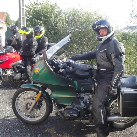 Le Relais Des Capucines Alojamento de Acomodação e Pequeno-almoço Largnac